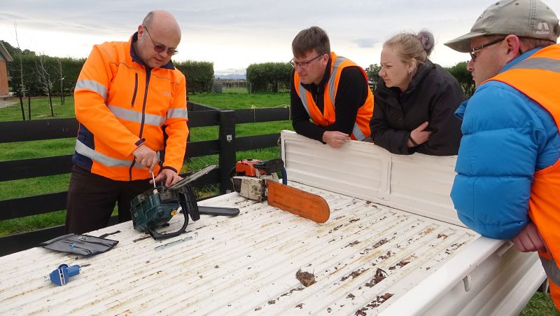 Practical on-farm short course - Chainsaw skills